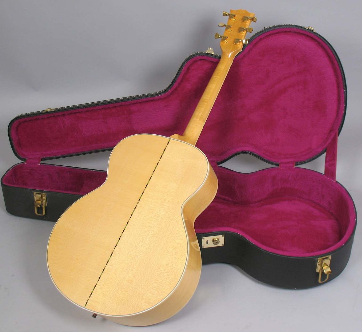 1977 Gibson J-200 N